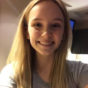 Meet your Posher, Mackenzie